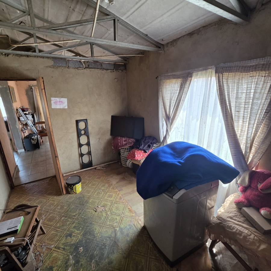 2 Bedroom Property for Sale in Ikageng North West